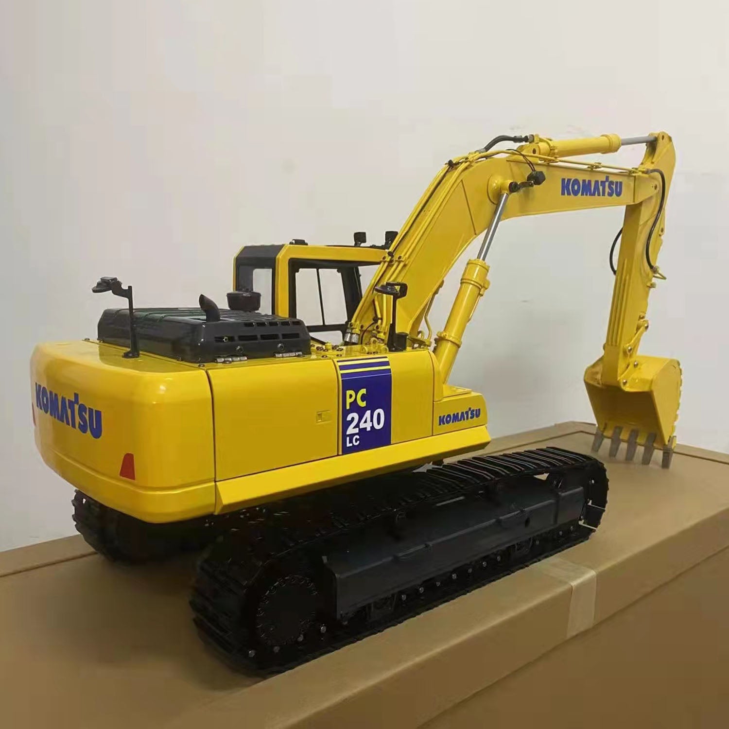 Komatsu remote hot sale control excavator