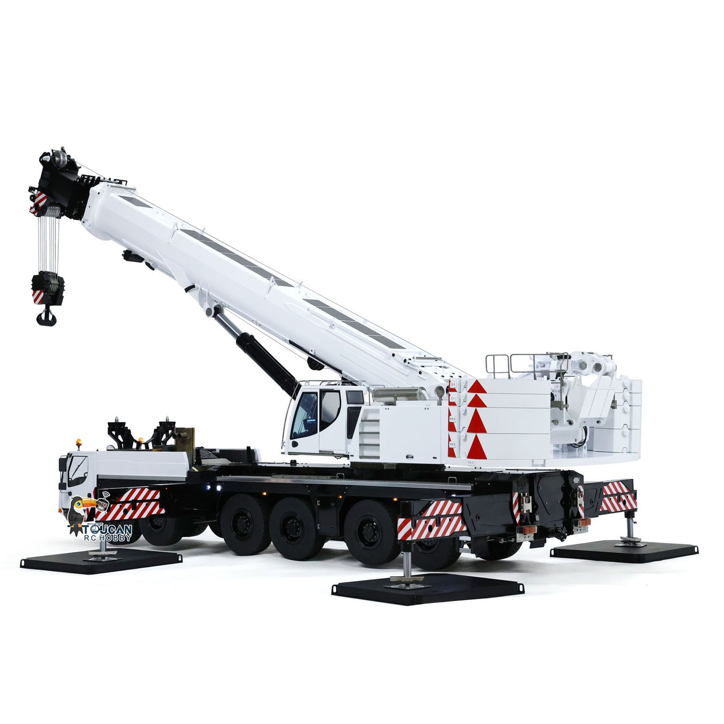 Pre-order Eyewhale 1/14 RC Hydraulic Mobile Crane Truck Construction Vehicle Heavy Machine FlySky PL18EV Remote Controller Assembled Model