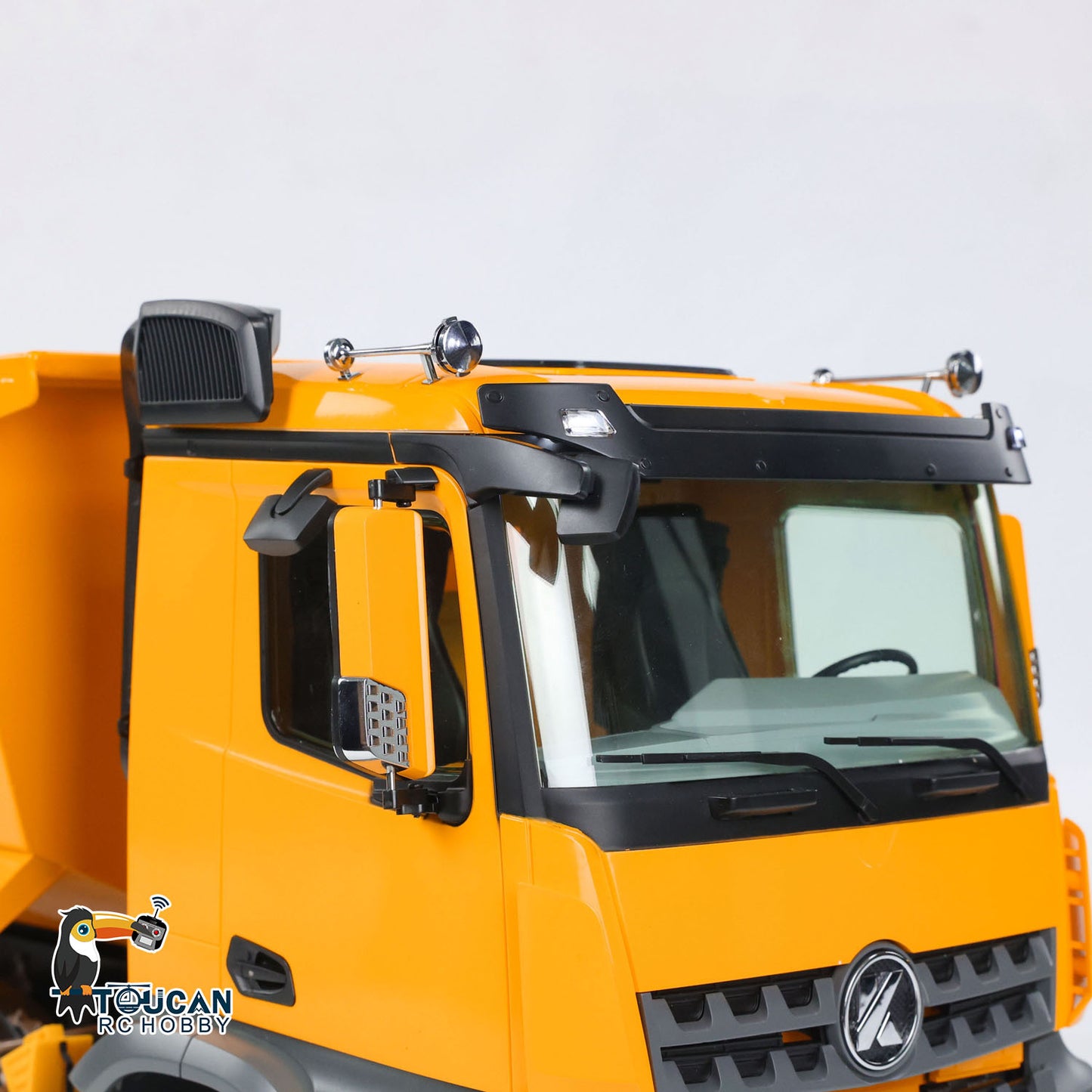 Kabolite 1/14 K3366 RC Hydraulic Tipper Car 8X8 Radio Control Dumper Truck Model 673.3x208.2x273mm Light Sound System