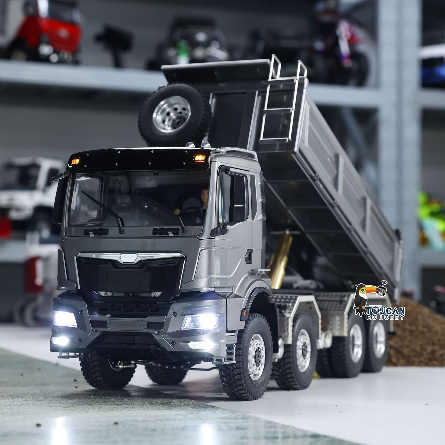 1:14 Scale Hydraulic 8x8 RC Tipper Truck Radio Control Dump Truck 2-speed Transmission Sound Light Assembled and Painted