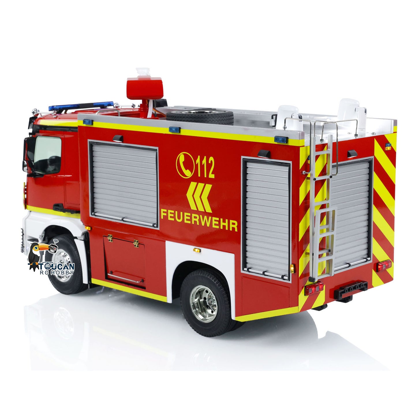 1/14 RC Fire Fighting Truck 4x2 Electric Car Wireless Control Fire Vehicle Assembled and Painted Model Water Spray