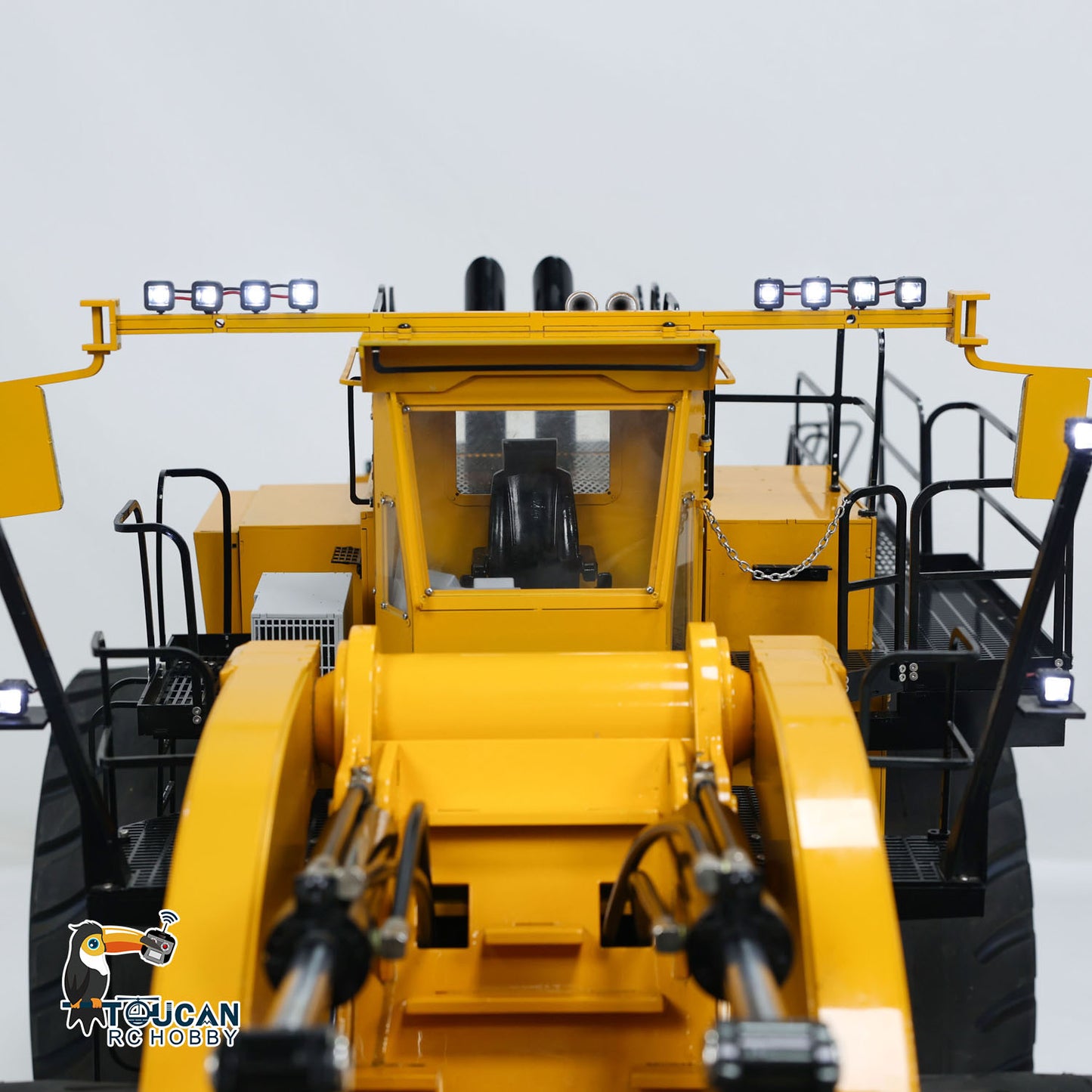 150KG 1/14 L2350 TOUCAN RC Hydraulic Loader Heavy Duty Remote Control Construction Vehicles Sound Light System Smoke Unit